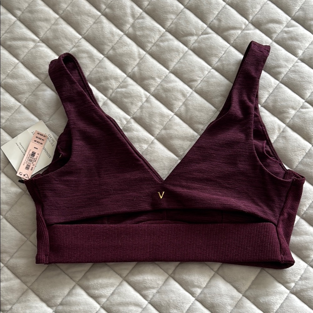 💐 Victorias Secret Cut out Back Sports Lounge Bra